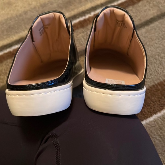 White Raven slip on sneakers - Picture 6 of 8